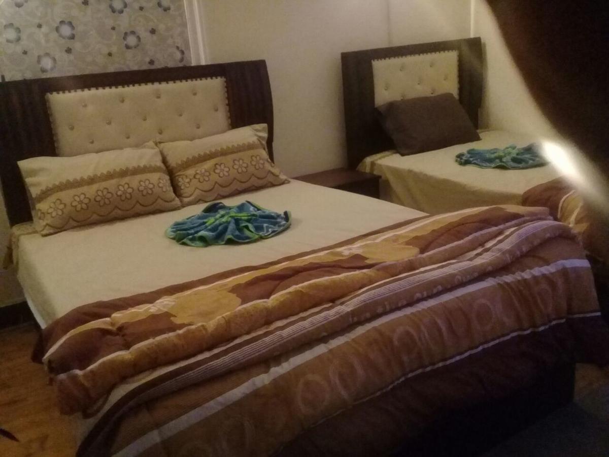 Hi Nile Plaza Hostel Kairó Kültér fotó