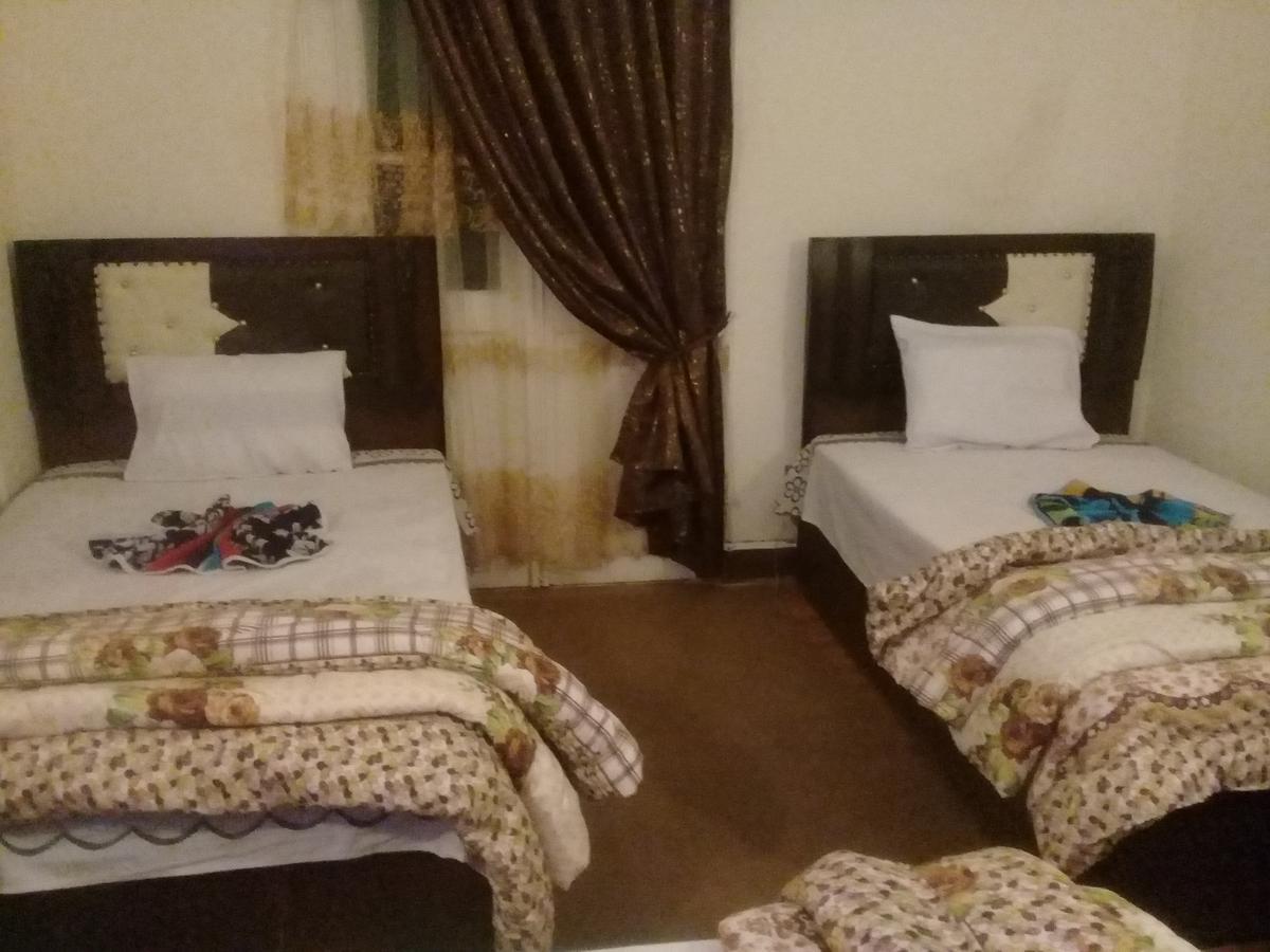 Hi Nile Plaza Hostel Kairó Kültér fotó